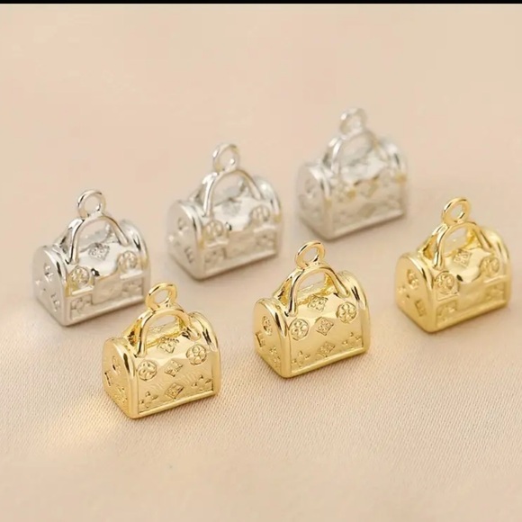 LV Luxury Designer Handbag Copper Handbag Charm Louis Vuitton Pendant NEW - Picture 5 of 11